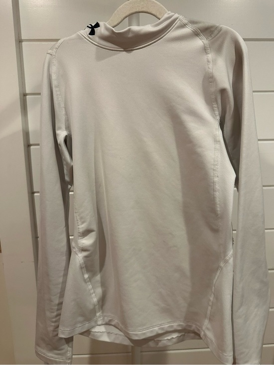 Under Armour Other - Under Armour Youth White Long-Sleeve Performance Shirt